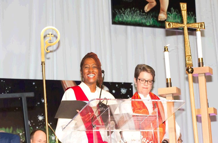 CPD Chaplain Kimberly Davis - Ordination 2016 Pic #260